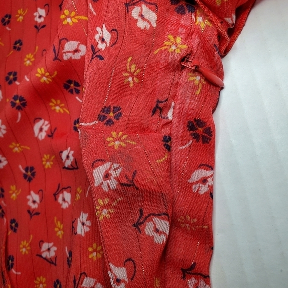 Madewell Tiered-Sleeve Peplum Top in Metallic Prairie Posies Sz 4 - Picture 10 of 13